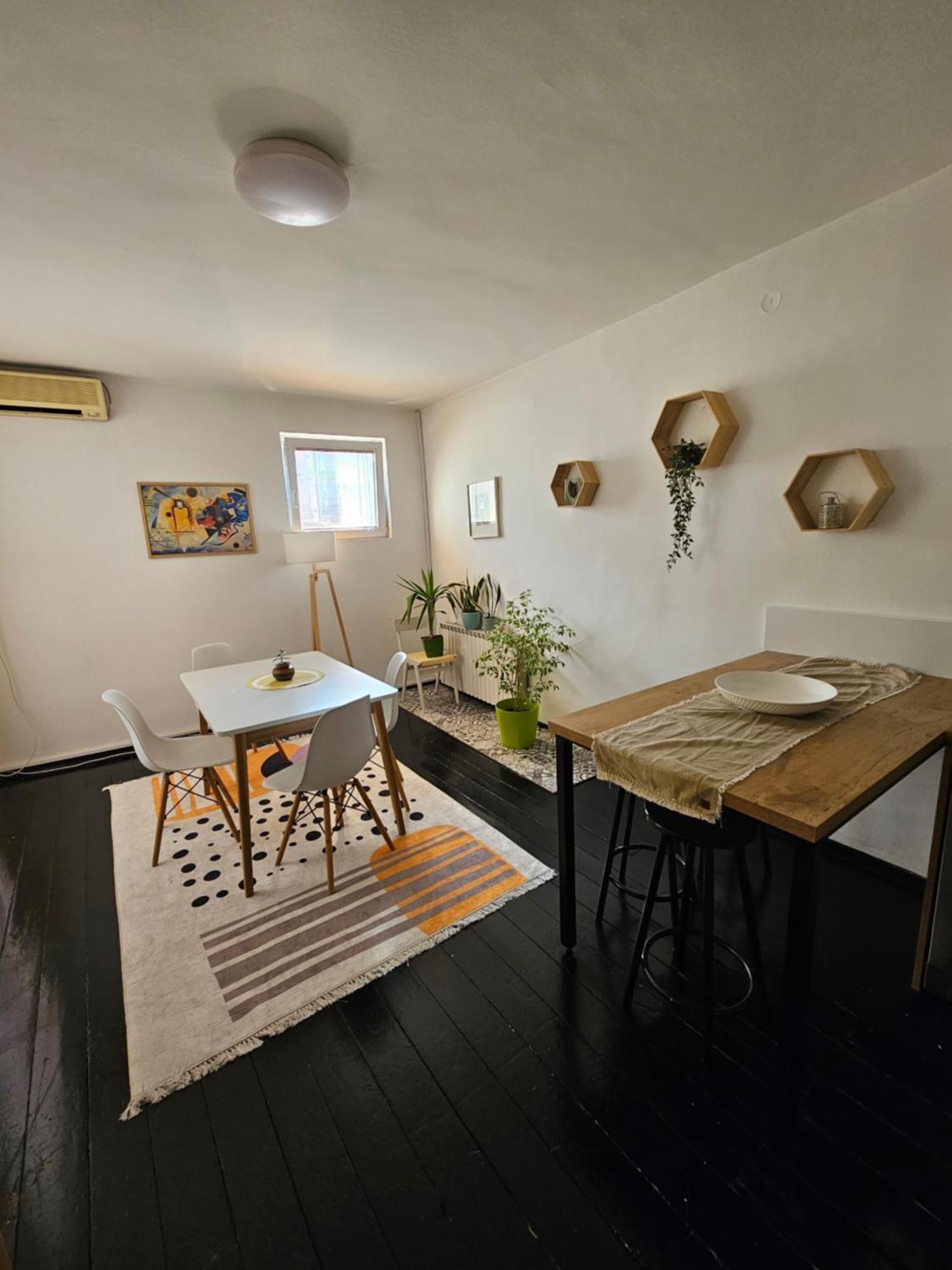 Cosy Apartment In The Heart Of Σκόπια Εξωτερικό φωτογραφία